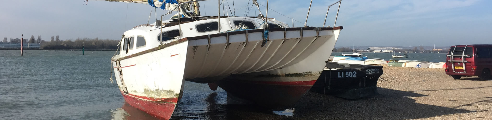 Motorboat Salvage - Got a Boat in Trouble? We Can Help!